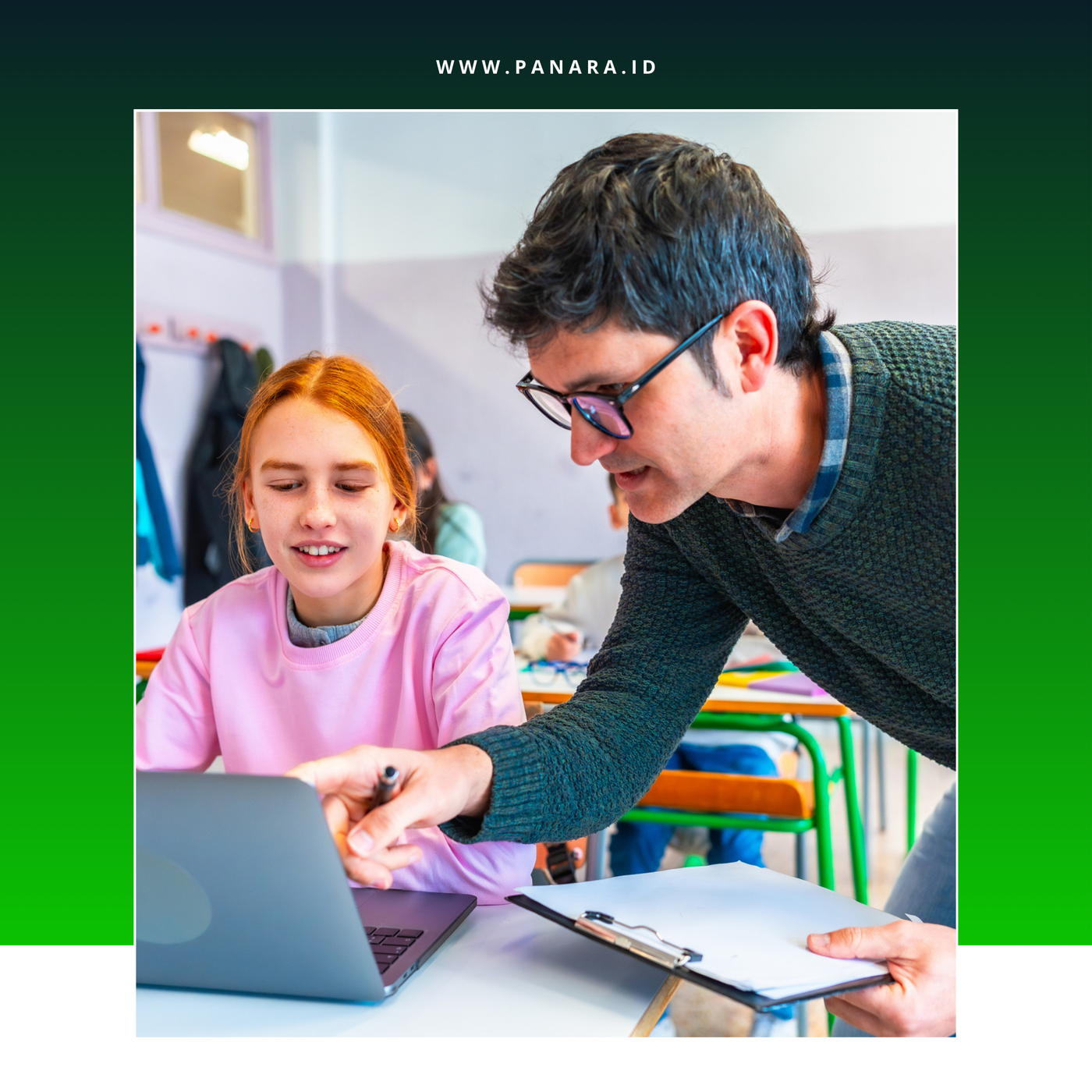 Pemantauan dan Pelaporan Perkembangan Siswa Kepada Orang Tua