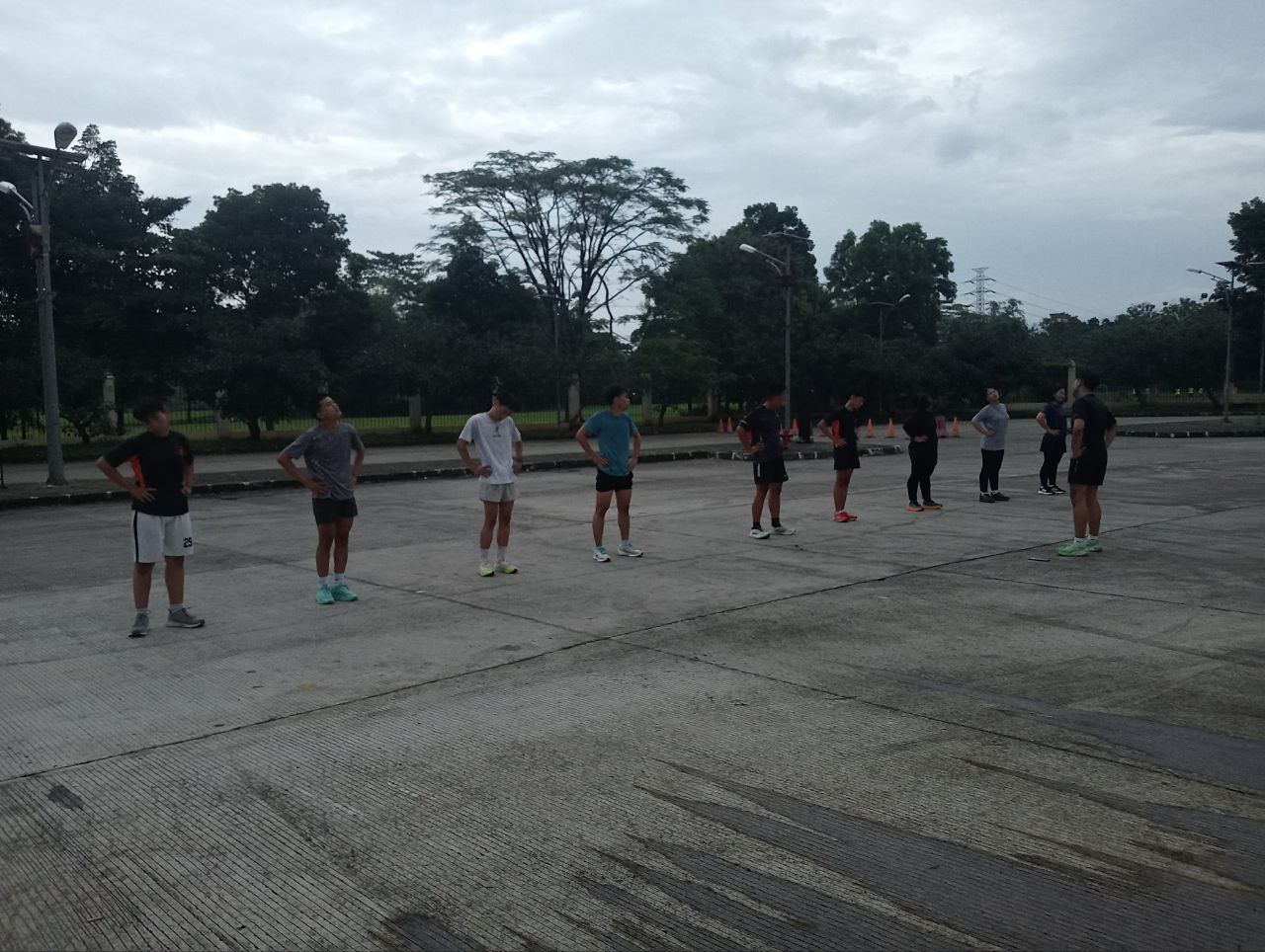 photo_6102623348064980231_y